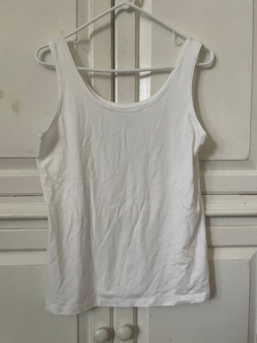 Talbots women's white sleeveless round neck undershirt cotton modal blend size M